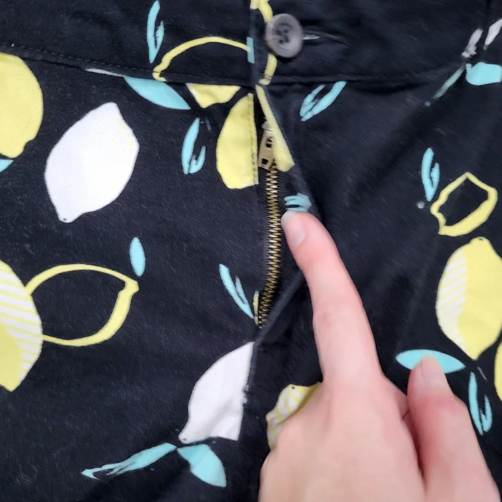 ana‎ A New Approach Women Black Lemon Print Twill Shorts Size 16 Fruit Summer